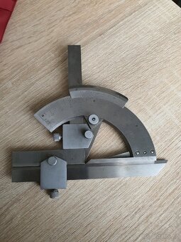 vernierův úhloměr 0-320' - 2