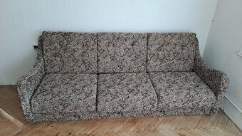 Rozkládací gauč a pohodlné křeslo - 2