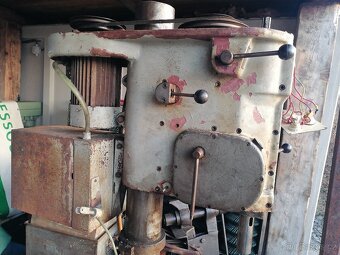 Sloupová vrtačka TOS VS 32 B - 2