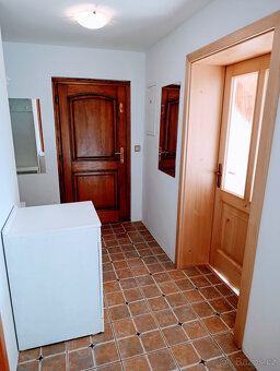 Pronájem bytu 2+1, 66 m², terasa, Vimperk – centrum - 2