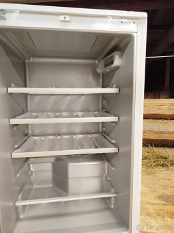 Vinotéka lednice Siemens - 2