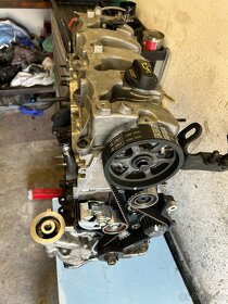 Motor Hyundai santa fe 2,2 crdi - 2