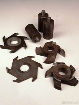 Nástroje na frézku - 2