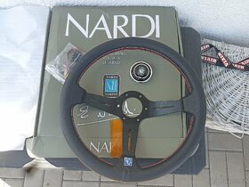 Volant Nardi s příslušenstvím - 2
