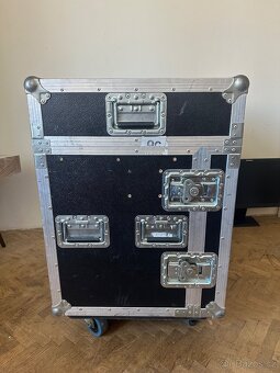 Case na kolečkách - 2