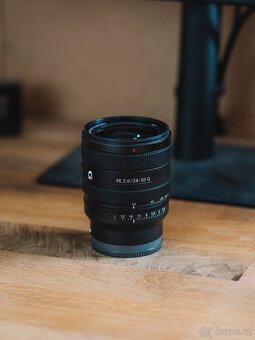 Sony FE 24-50mm f/2.8 G - 2
