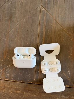 Apple AirPods Pro 2 - 2