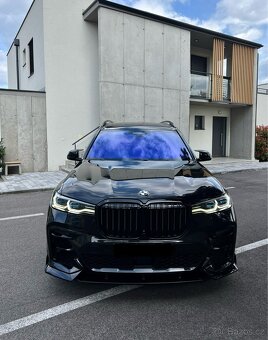 BMW X7 M 50i REZERVACE - 2