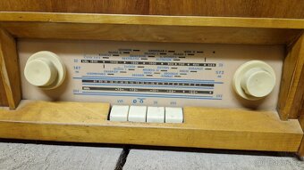 Elektronkové rádio Tesla Sonáta 1016A - 2