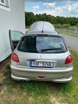 Peugeot 206 - 2