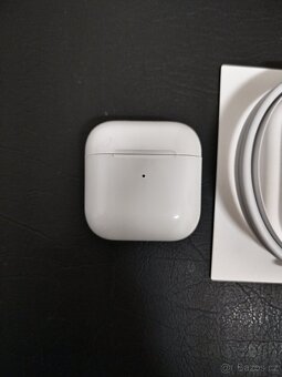 Airpods nabíjecí pouzdro - 2