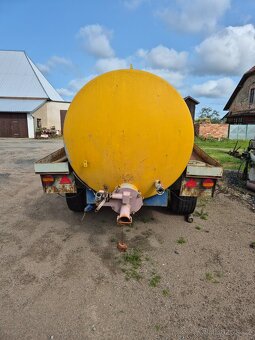 Fekál 8000l - 2