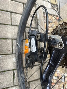 Trekove kolo Specialized - 2