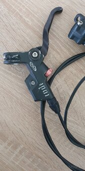 Avid Code 4 píst hydraulické kotoučové brzdy - 2
