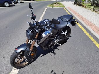 Honda CB 125R - 2