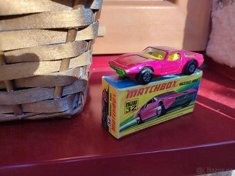 Matchbox autíčko - 2
