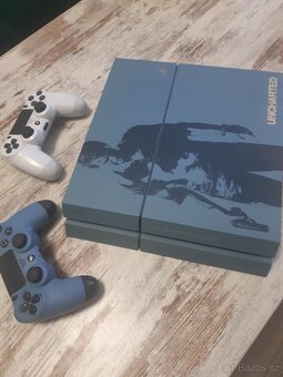 Sony Playstation 4 1TB Uncharted 4 Limited edition - 2