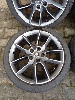 Originál alu kola skoda octavia rs lll - 2