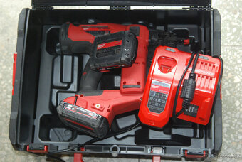 Dokončovací hřebíkovačka Milwaukee FN18GS-202X - 2