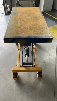 Hydraulický zvedácí vozík - 2
