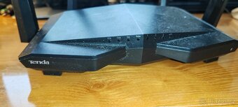 router Tenda AC 1200 - 2