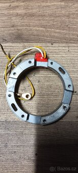 Babetta 210 - Nosič statoru Babetta se snímačem. - 2