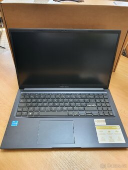 ASUS Vivobook X1504V - 2