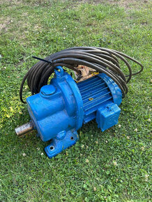 Motor i s převodovkou - 2