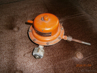 propanbutanové láhve,bomby,PB 10 kg ,regulační ventil,plyn - 2