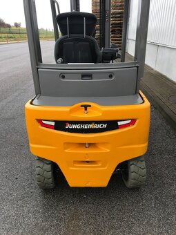 Jungheinrich Efg 320 - 2