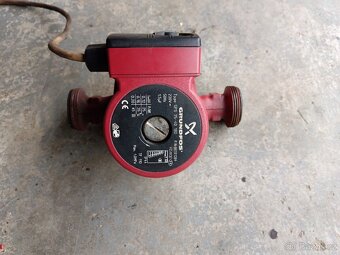 Oběhové čerpadlo grundfos ups 25-40 180 - 2