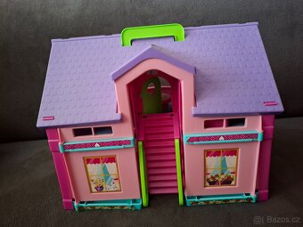Domeček na hraní i s nábytkem - 2
