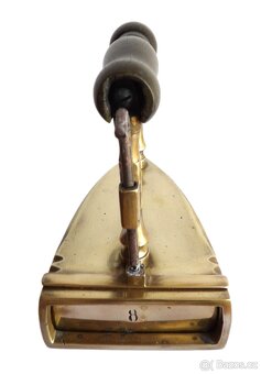 Mosazná žehlička - 2