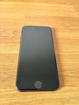 iPhone SE 2020 64 GB - 2