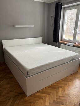 Postel s matrací Jysk 180x200 - 2