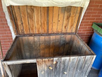 Zateplená psí bouda - 2