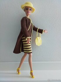 Háčkované šaty na Barbie - 2