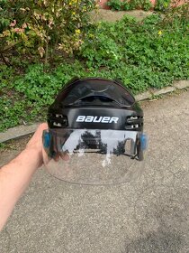 Hokejová helma - 2