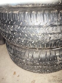 Pneu 205/65 r 15 c - 2