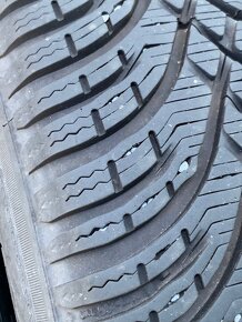 P: 4 ks zimních penu Kleber 195/65 R15 DOT 32/23 - 2