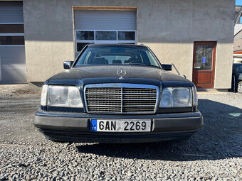 MERCEDES- BENZ 124 220 i 110 Kw AUT - 2