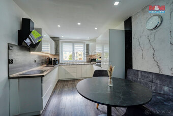 Prodej bytu 2+1, 55 m², Ostrov, ul. Šafaříkova - 2