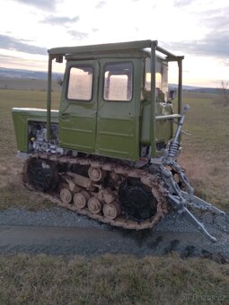 Pásový traktor do lesa Bolgar T54 po velké opravě - 2