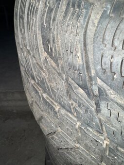 Pneumatiky Nokian 275/40 R21 - 2