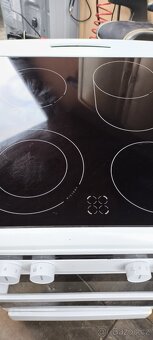 Amica elektricky sporák - 2