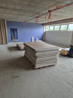 Nošení stavebního materiálu - 2