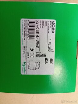 Schneider Electric A9C20864 inštalační stykač - 2