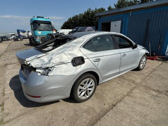 Škoda octavia 2.0TDi style 2022 29Tkm airbagy ok - 2