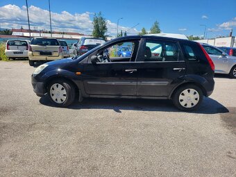 Ford Fiesta 1.3i Ambiente,51kw, nová STK - 2