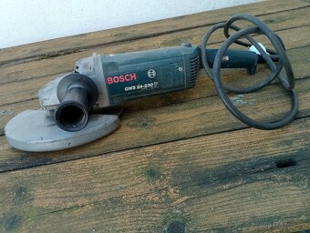BOSCH GWS 24-230 J bruska kotoucova - 2